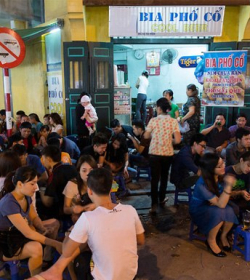 Hanoi street eat
